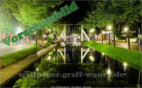 Vorschau zum kostenlosen, lizensierten Wallpaper-Bild: Papenburg - der Haupkanal bei Nacht